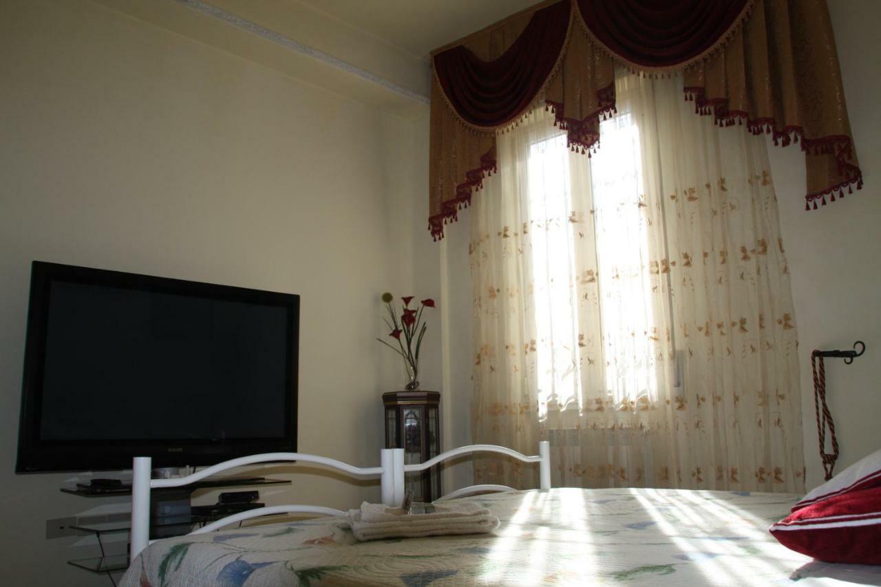 Pisa Town Bed & Breakfast Exterior foto